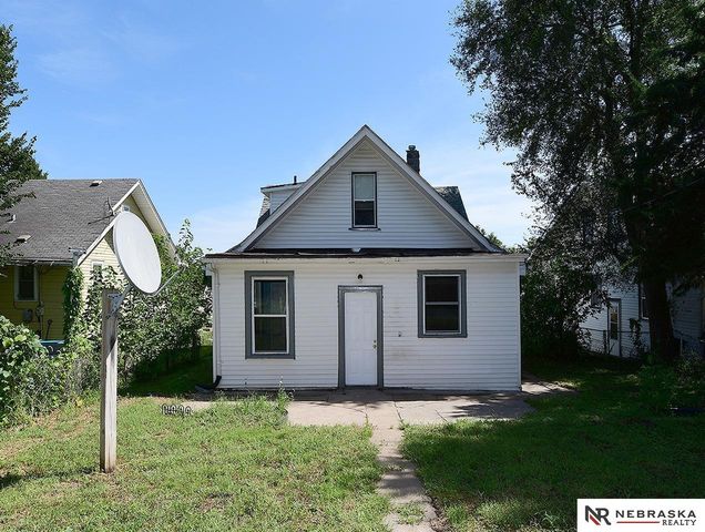 2414 N 45th Street, Omaha, NE 68104