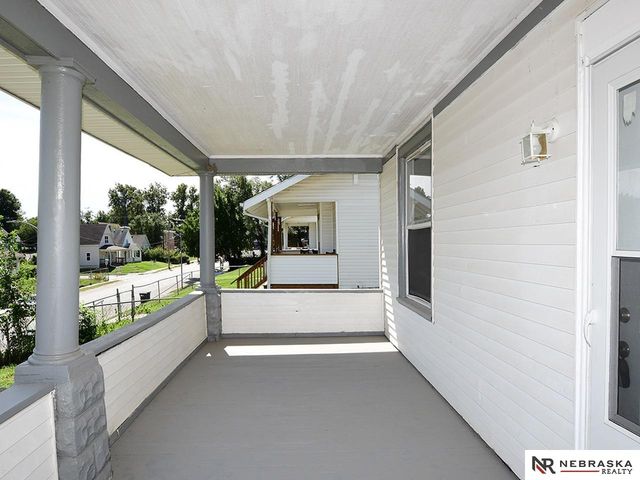 2414 N 45th Street, Omaha, NE 68104