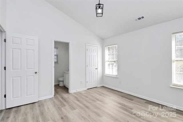 5467 Realtree Lane, Charlotte, NC 28214