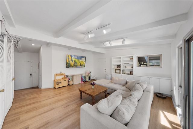 1453 Tiger Tail, Riverside, CA 92506