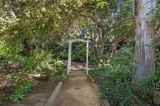 1453 Tiger Tail, Riverside, CA 92506