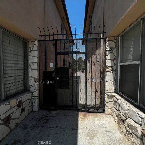 1325 E 7th Street 9, Long Beach, CA 90813