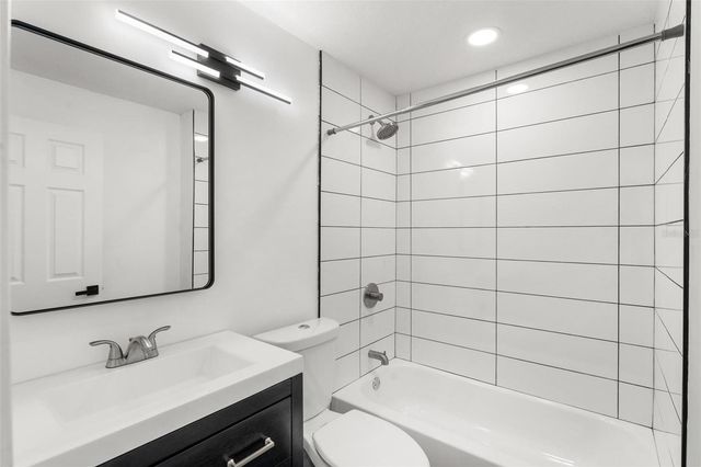 2203 NOTTINGHAM ROAD, South Daytona, FL 32119