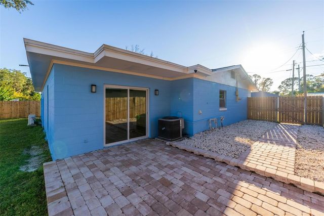 2203 NOTTINGHAM ROAD, South Daytona, FL 32119