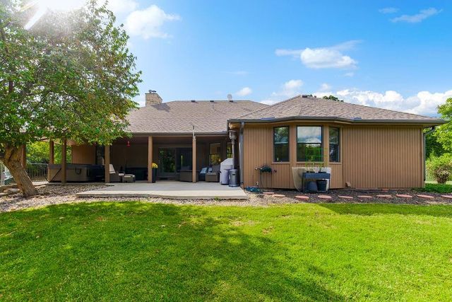 20260 178th Street, Tonganoxie, KS 66086