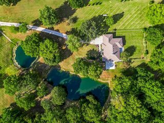 20260 178th Street, Tonganoxie, KS 66086