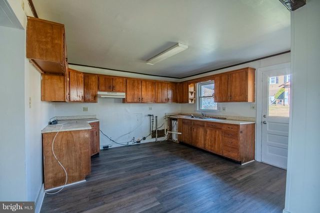 488 ASH ST, Strasburg, VA 22657