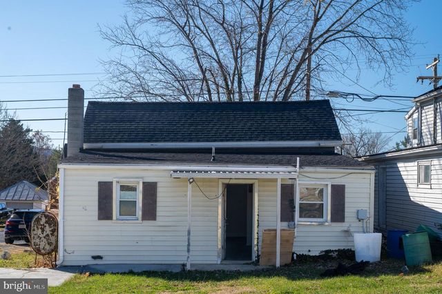 488 ASH ST, Strasburg, VA 22657