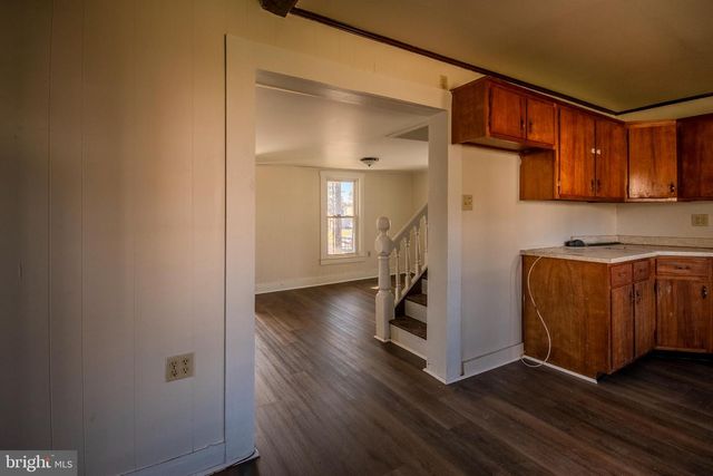 488 ASH ST, Strasburg, VA 22657
