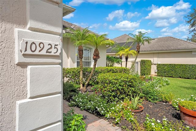 10925 WOODCHASE CIRCLE, Orlando, FL 32836