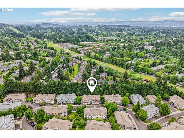 14745 Sw SANDHILL Loop 204, Beaverton, OR 97007
