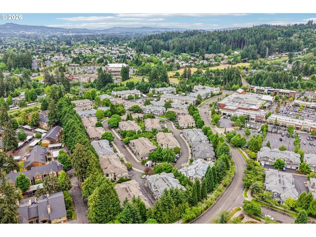 14745 Sw SANDHILL Loop 204, Beaverton, OR 97007