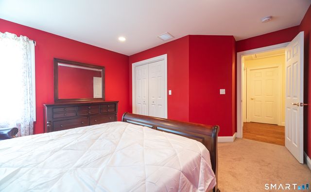 29 Copper Beech Drive, Middletown, CT 06457