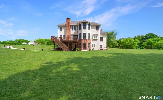 29 Copper Beech Drive, Middletown, CT 06457