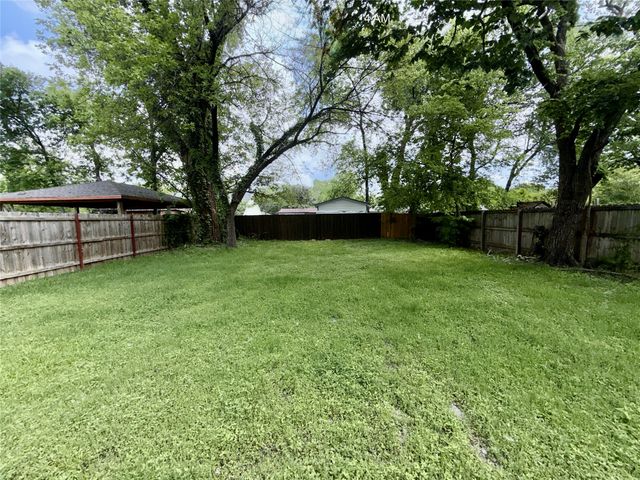 5312 Dimple Jackson Street, Dallas, TX 75210