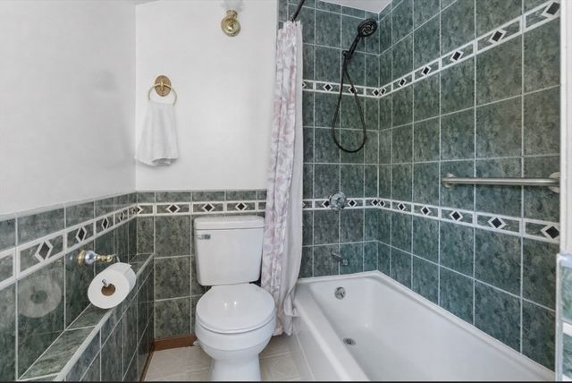 185 Eighteenth St, Lowell, MA 01850