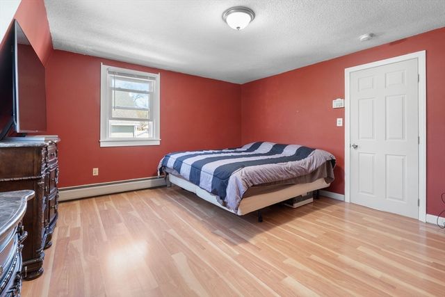 185 Eighteenth St, Lowell, MA 01850