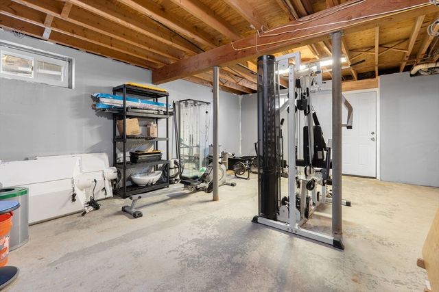 185 Eighteenth St, Lowell, MA 01850
