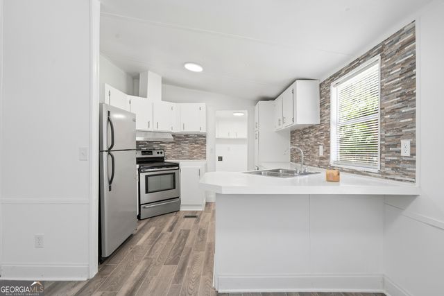114 Lovers Lane NE, Milledgeville, GA 31061