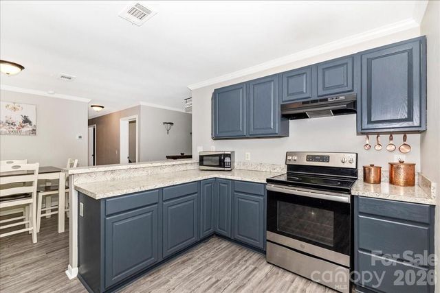 3218 Broadhurst Lane, Clover, SC 29710