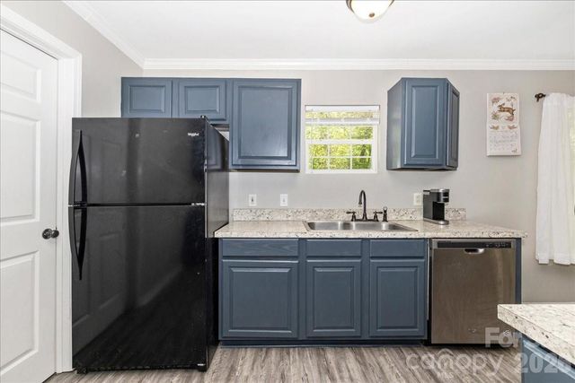 3218 Broadhurst Lane, Clover, SC 29710