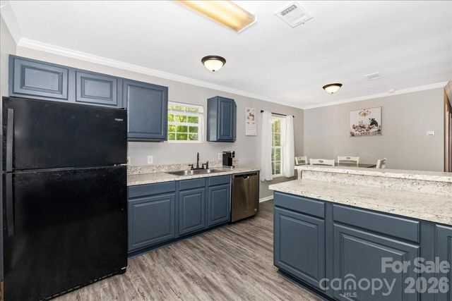 3218 Broadhurst Lane, Clover, SC 29710