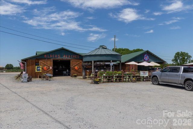 3218 Broadhurst Lane, Clover, SC 29710