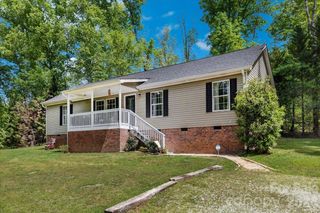 3218 Broadhurst Lane, Clover, SC 29710