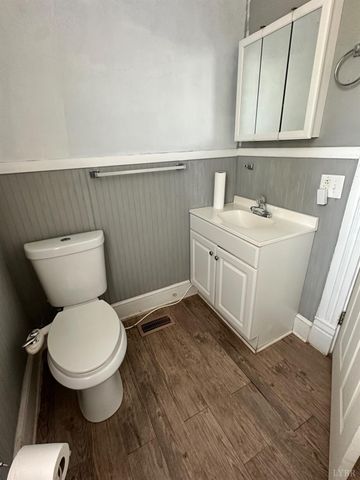 304 Walnut Street, Lynchburg, VA 24504