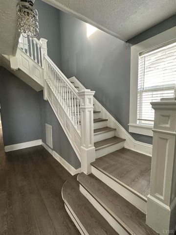 304 Walnut Street, Lynchburg, VA 24504