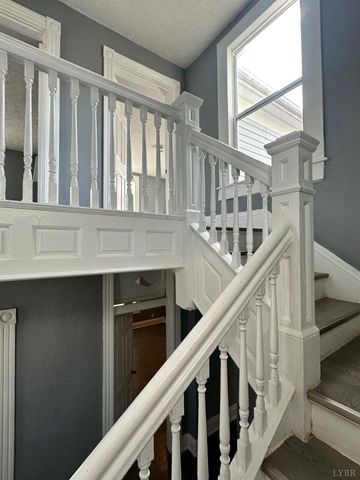 304 Walnut Street, Lynchburg, VA 24504