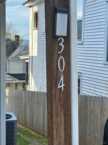 304 Walnut Street, Lynchburg, VA 24504