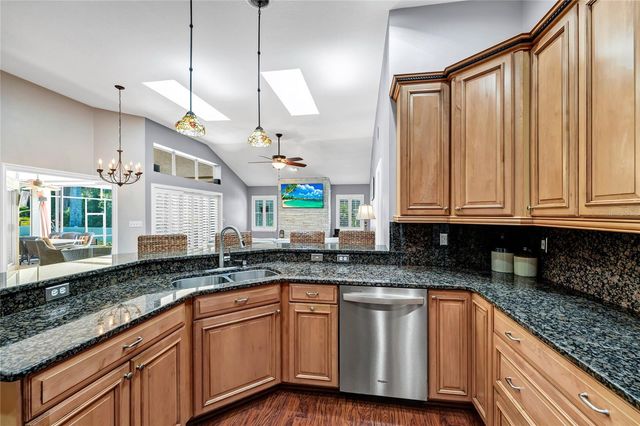 1171 NEW CASTLE COURT, Oviedo, FL 32765