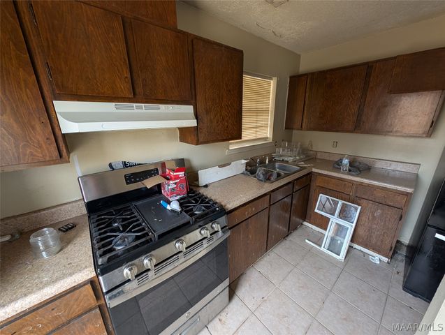 4235 Burtonway Drive, Montgomery, AL 36116