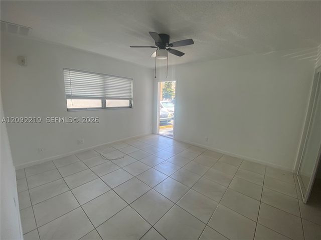 201 NE 14th Ave 5A, Hallandale Beach, FL 33009