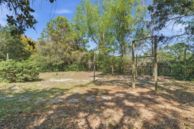 2026 Church Street, Gulf Breeze, FL 32563