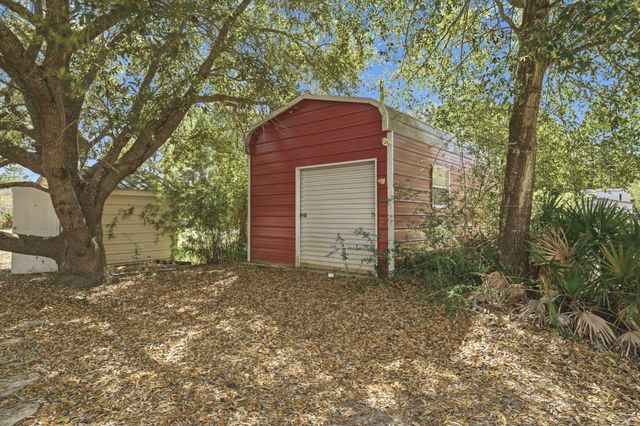 2026 Church Street, Gulf Breeze, FL 32563