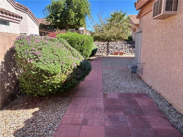 2271 Starflower Trail, Bullhead City, AZ 86442