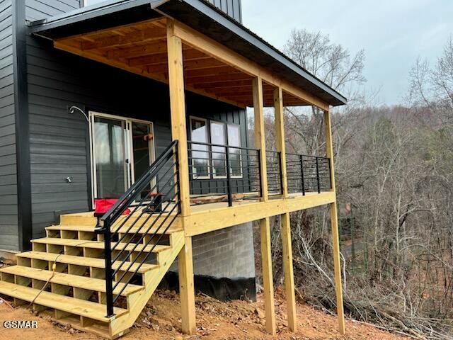 916 Smoky Ct, Gatlinburg, TN 37738