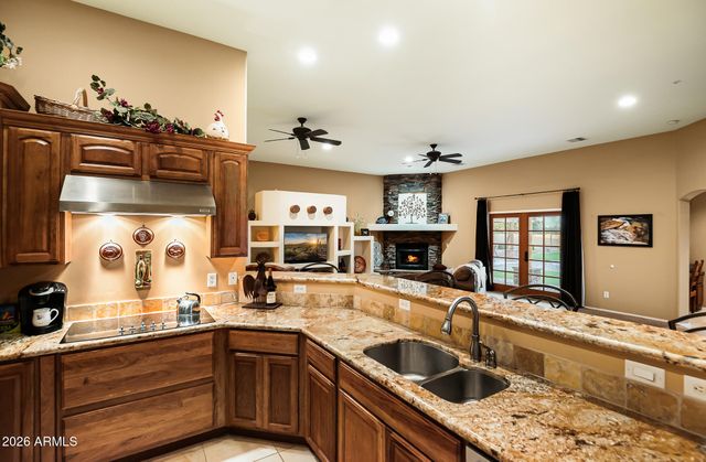 22074 W KNUDSON Drive, Surprise, AZ 85387