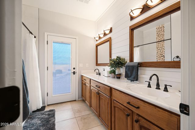 22074 W KNUDSON Drive, Surprise, AZ 85387