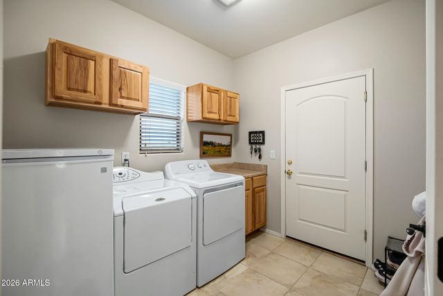 22074 W KNUDSON Drive, Surprise, AZ 85387