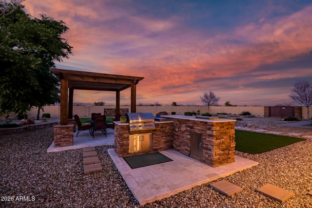 22074 W KNUDSON Drive, Surprise, AZ 85387