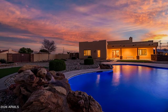 22074 W KNUDSON Drive, Surprise, AZ 85387