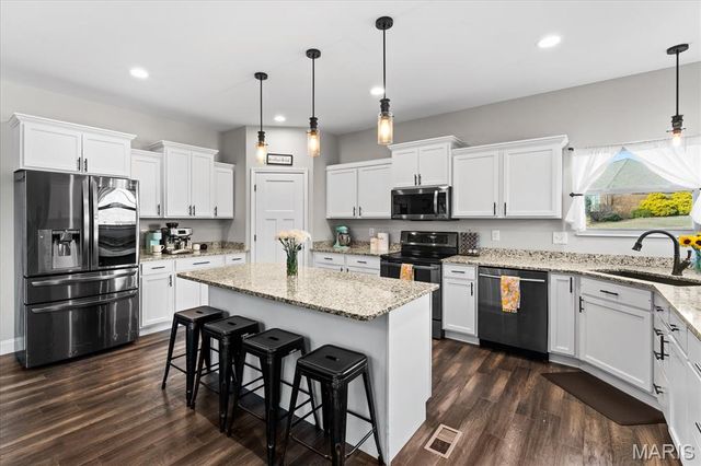 8526 Treybrooke Place, O'fallon, IL 62269