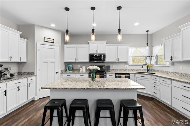 8526 Treybrooke Place, O'fallon, IL 62269