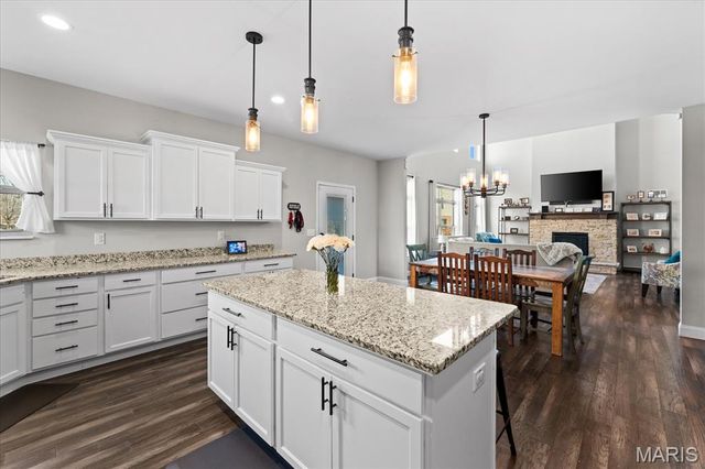 8526 Treybrooke Place, O'fallon, IL 62269