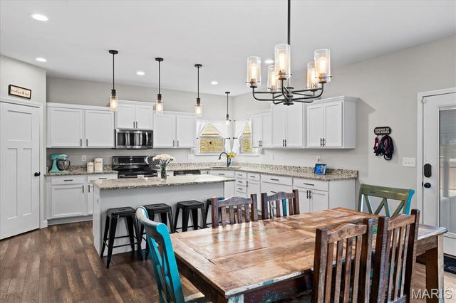 8526 Treybrooke Place, O'fallon, IL 62269