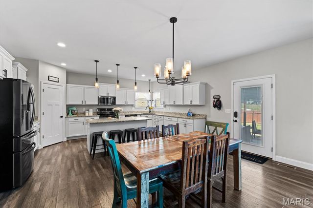 8526 Treybrooke Place, O'fallon, IL 62269