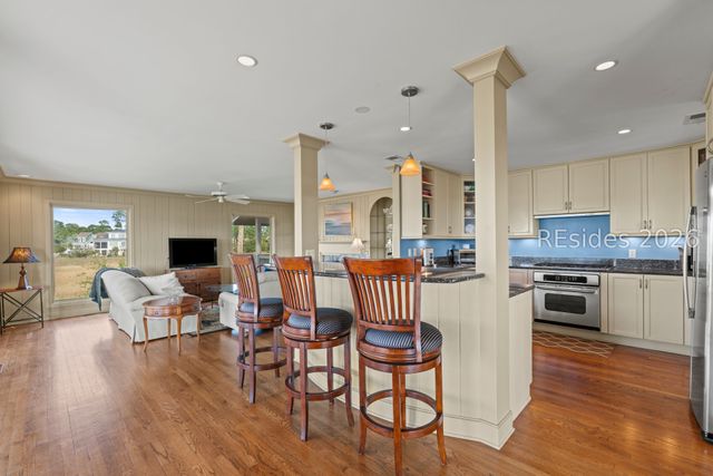 18 Nautilas Rd, Hilton Head Island, SC 29928